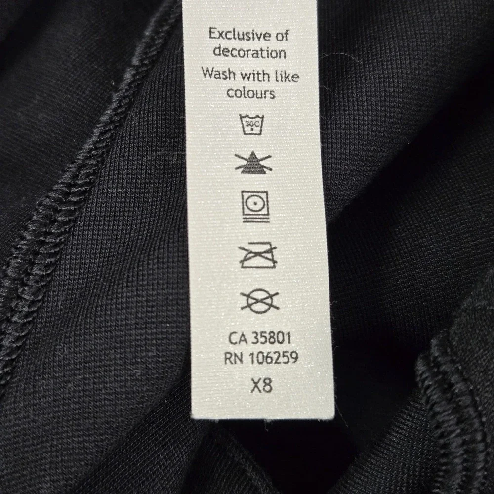 lululemon athletica *please carefully